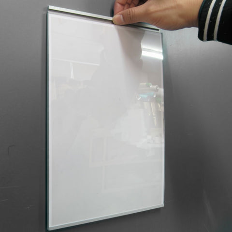 Dernier Poster Display - BLACK